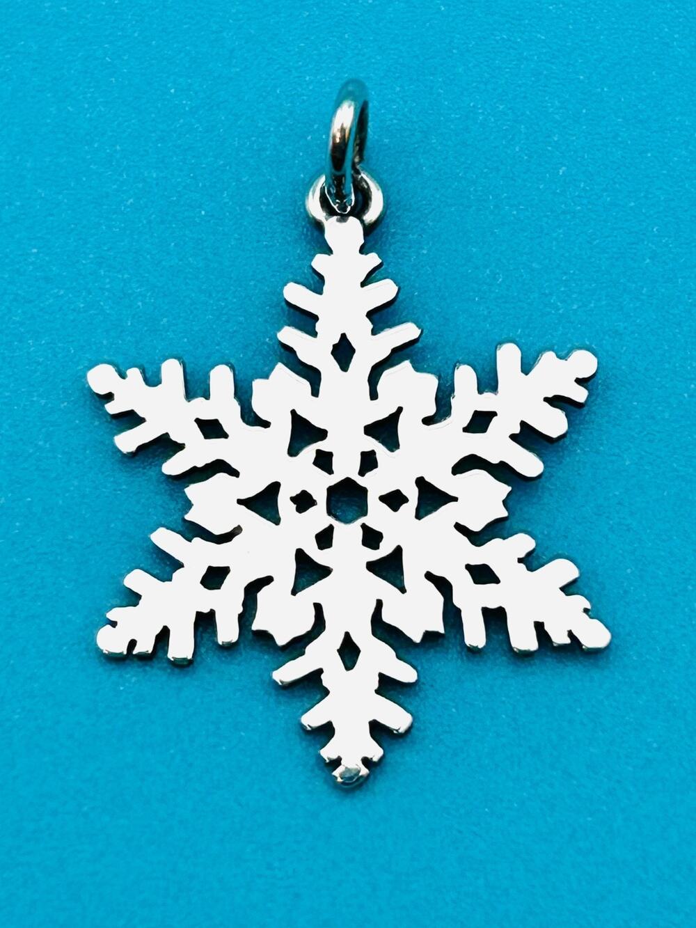 RARE James Avery Retired 925 Sterling Silver Colorado Snowflake Charm Pendant